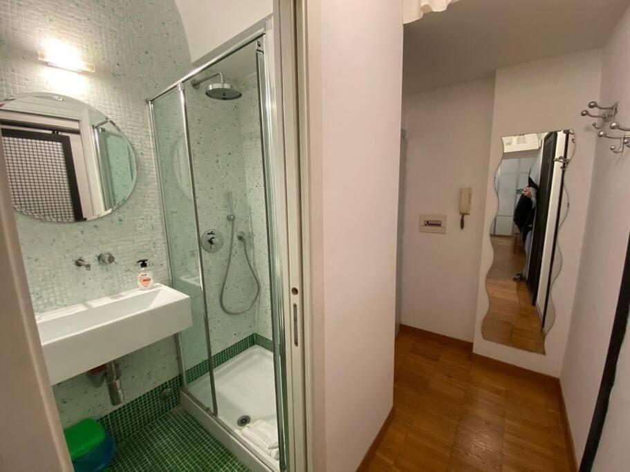 Apartment Flat - Piazza San Cosimato By Yourhost Rom